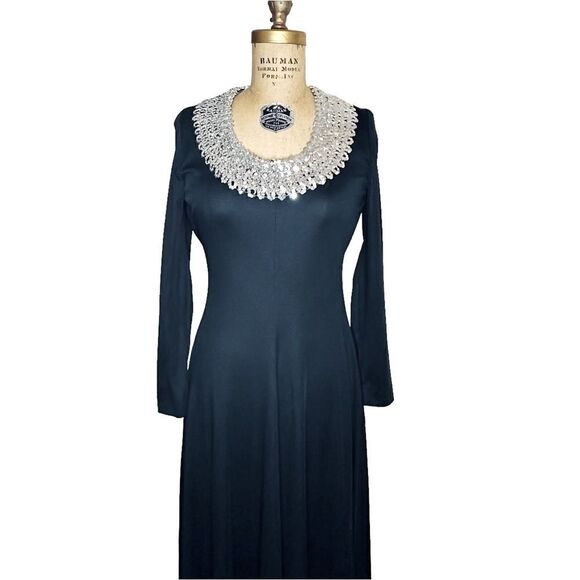 Vintage 70s Bernie Bee Long Black Dress with silver sequin neckline Size 2 NWT - Picture 1 of 15